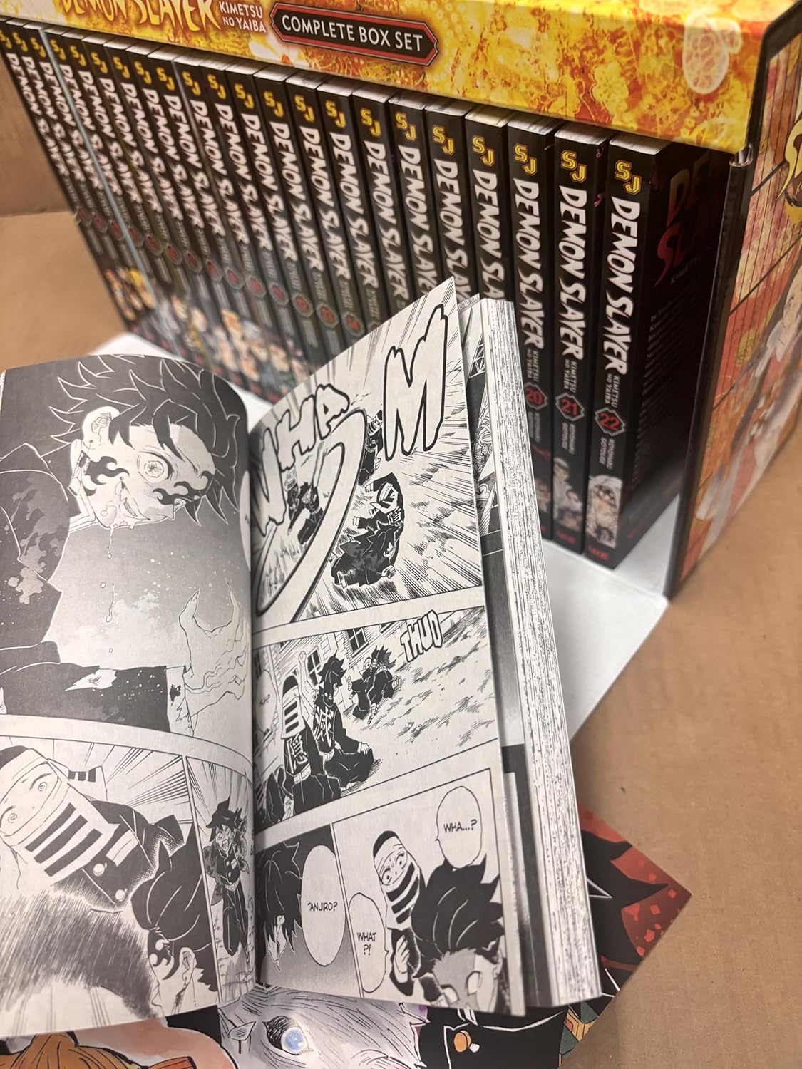 Demon Slayer Premium Manga Collection™