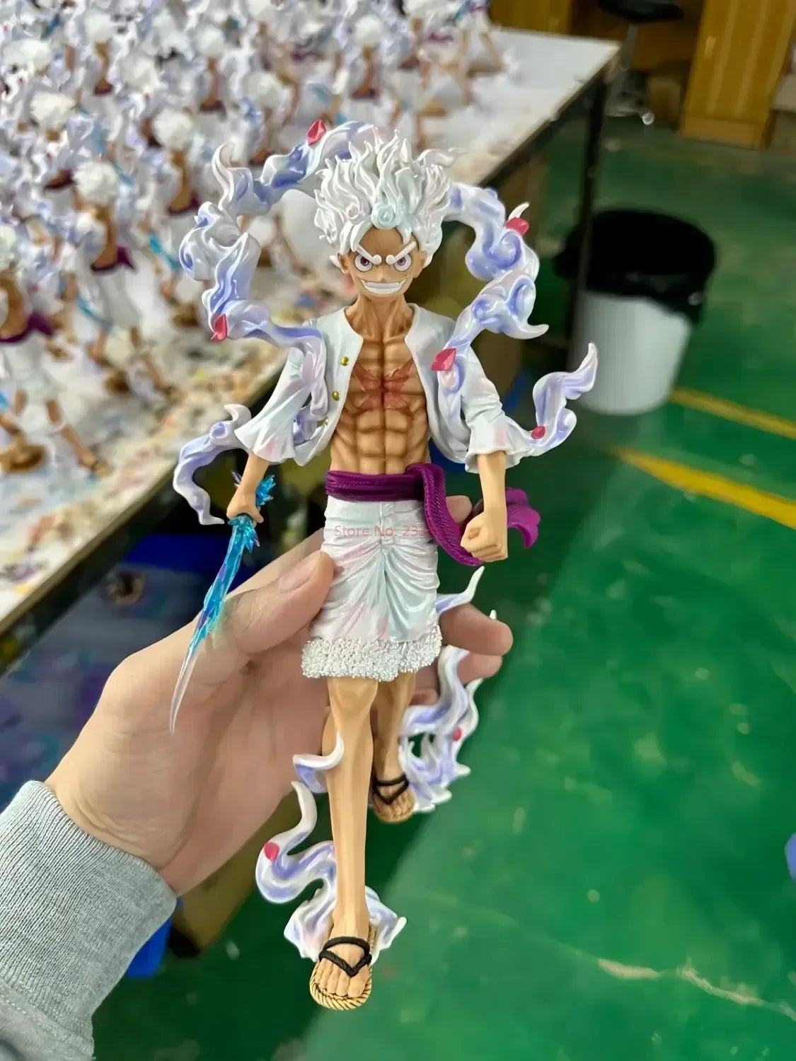 One Piece - Luffy Gear 5 (23cm)